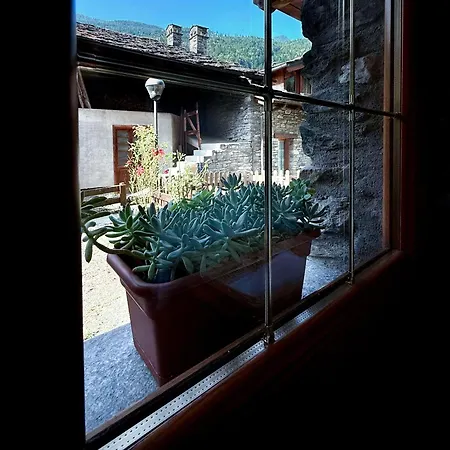 Bijou Du Bourg - Monolocale Con Giardino