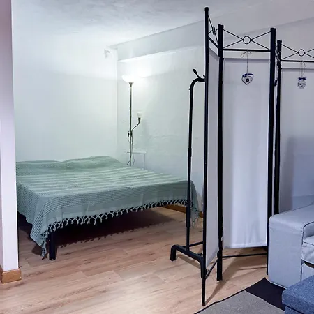 Διαμέρισμα Bijou Du Bourg - Monolocale Con Giardino Villair