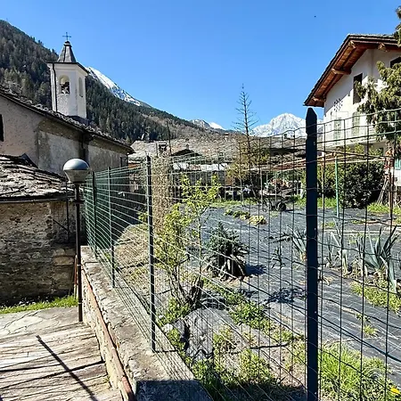 Διαμέρισμα Bijou Du Bourg - Monolocale Con Giardino