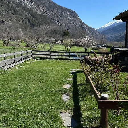 Bijou Du Bourg - Monolocale Con Giardino Διαμέρισμα Villair